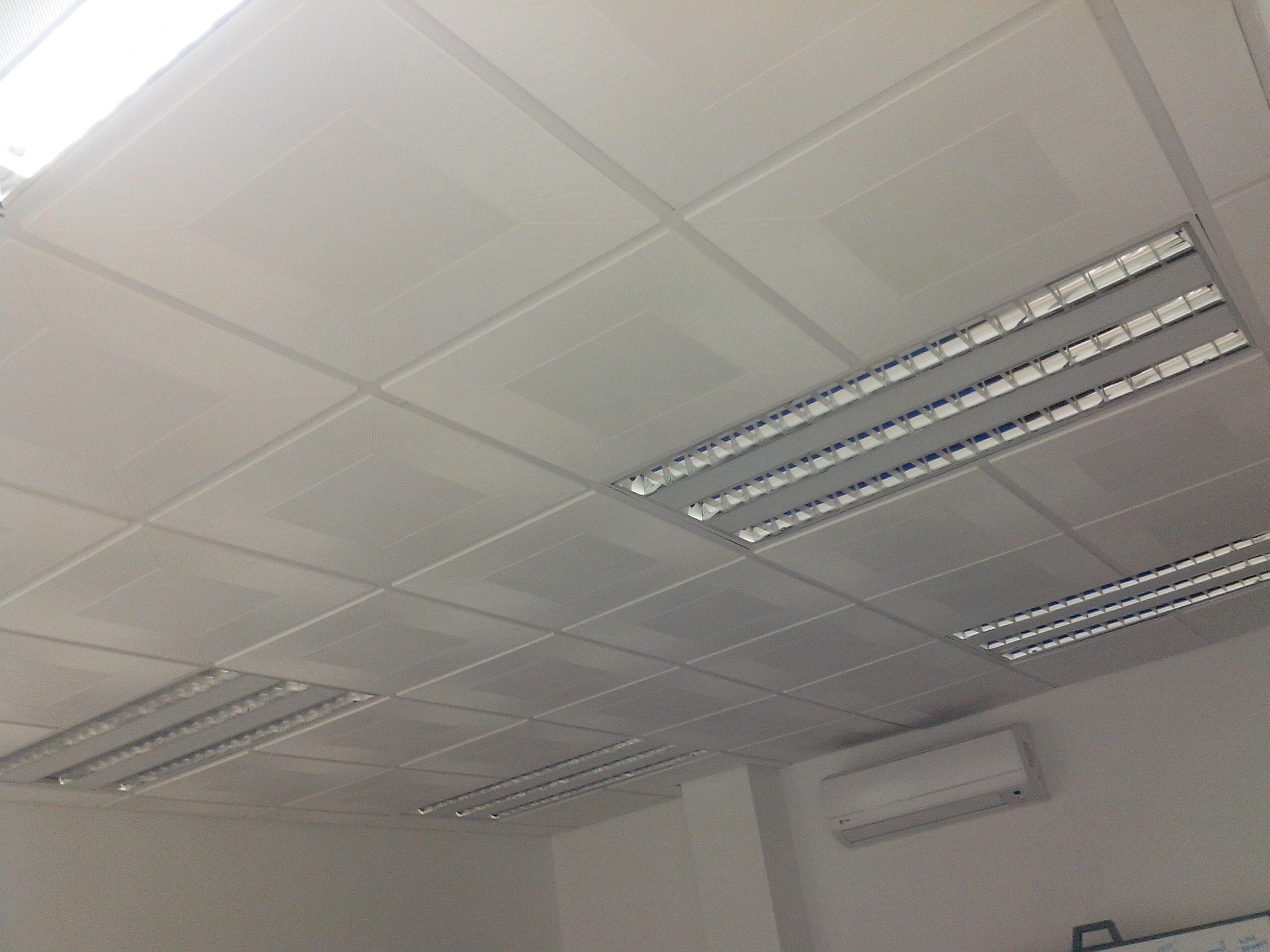 Instalación comercial 1